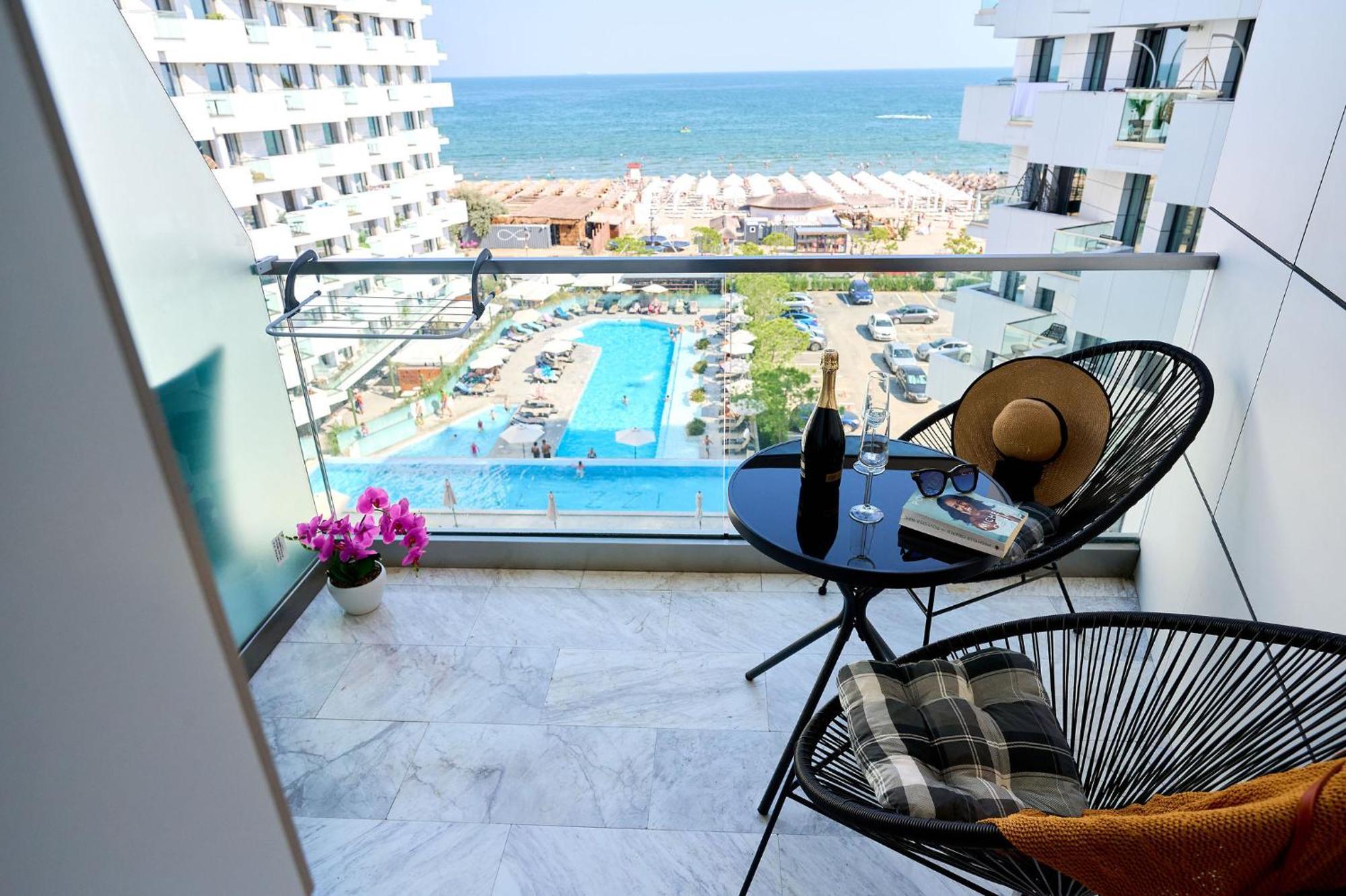 M47 Infinity Mamaia